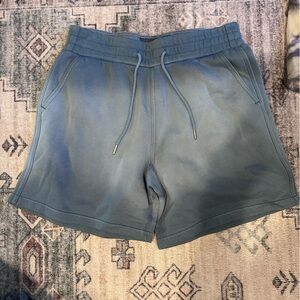 NWT Abercrombie soft fleece sweatshirts. 7 inch inseam